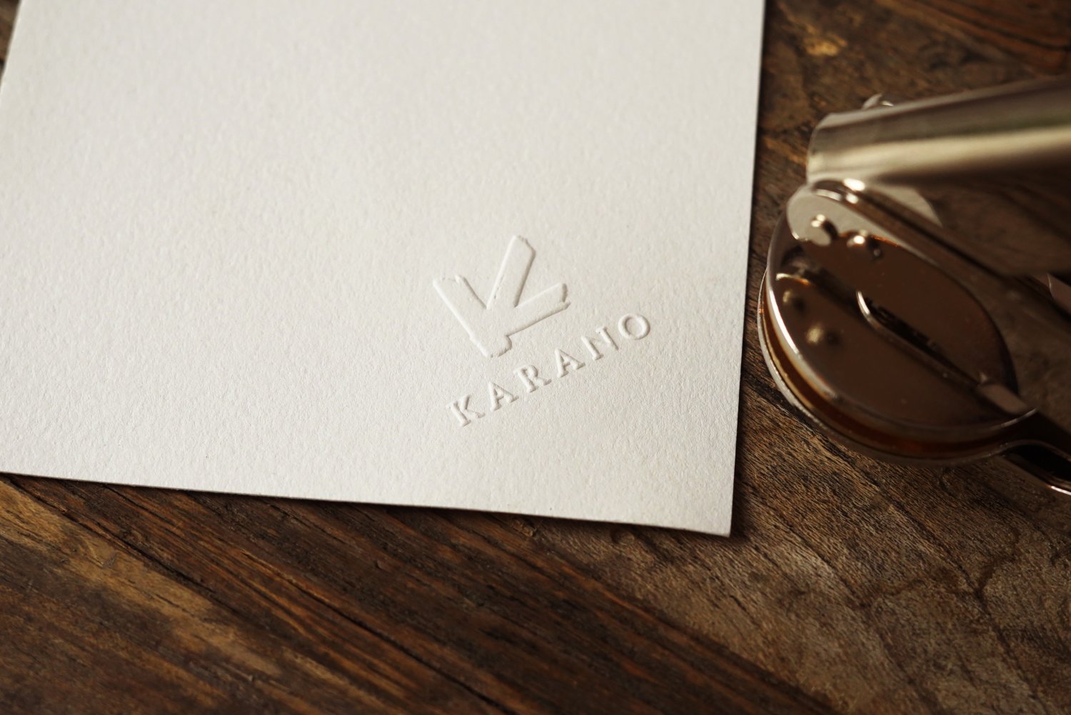 Prægemaskine med eget logo