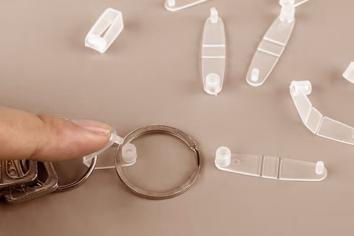 Nøgleringsforstærkere i plast