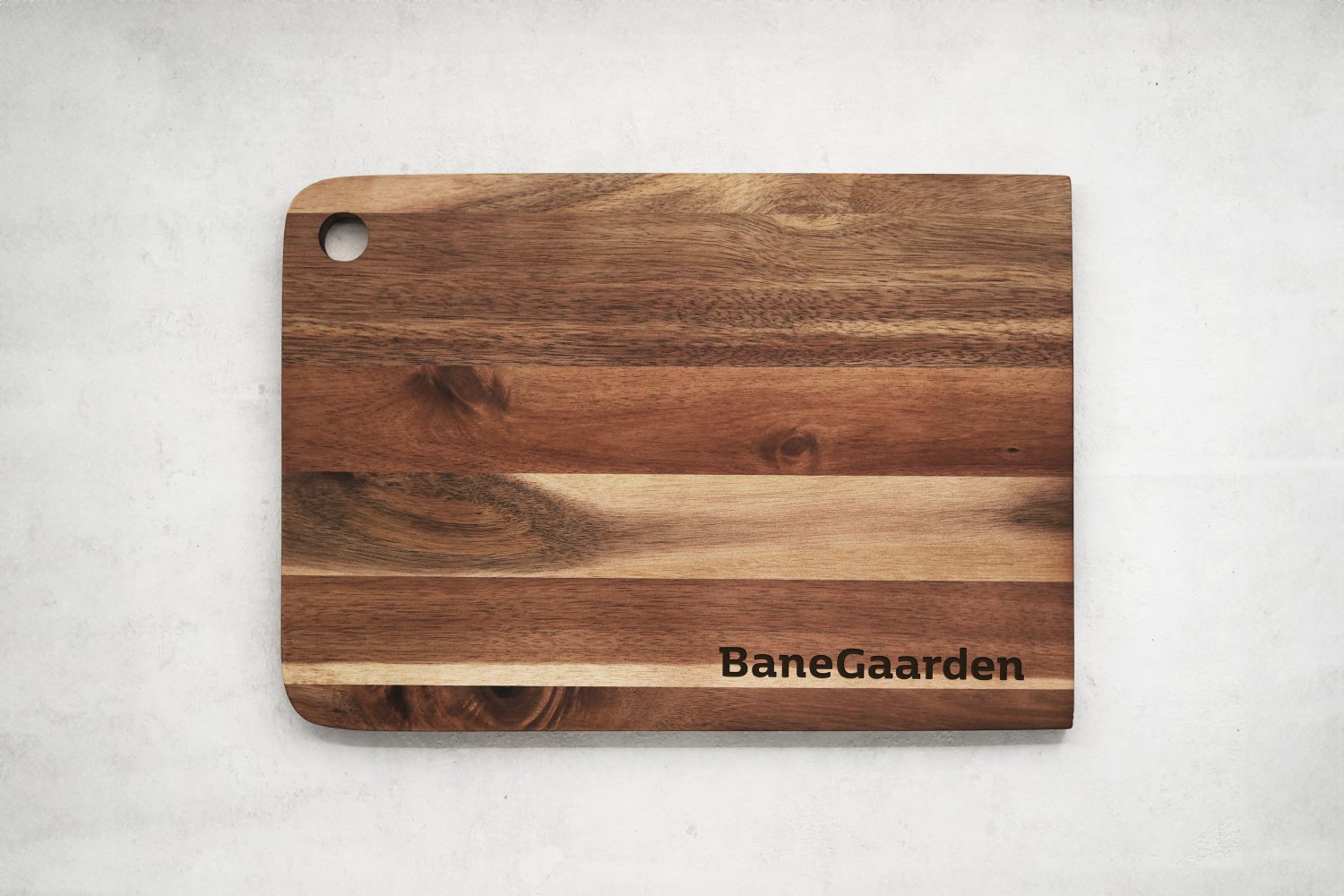 Graveret skærebræt i træ